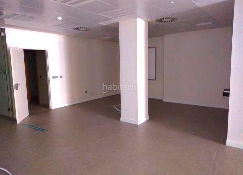 Foto 795ec037-4d22-4a40-b14e-2adbe3de8478. Business premise in canonigo 62 in El Arenal - La Pólvora Dos Hermanas