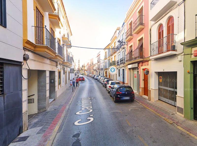 Foto ab700ce8-12a9-49d5-8cac-57db794fe49e. Business premise in canonigo 62 in El Arenal - La Pólvora Dos Hermanas