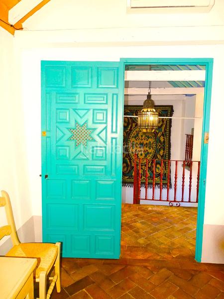 Foto acc2feb8-e114-42a7-8619-8cd366f94302. Casa  en venta en centro, 6 dormitorios. en Carmona