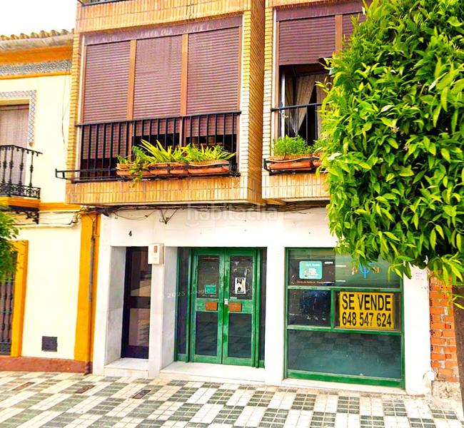 Foto 8c8a3e50-76eb-42f2-aa15-4694245ed5e9. Local comercial a iglesia (la) 5 a Centro Bormujos