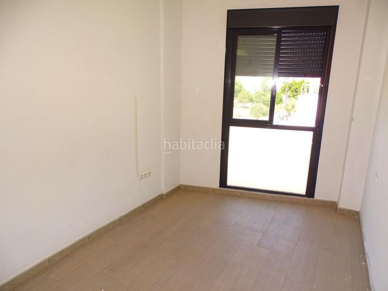 Foto 2cb080e4-3651-4b56-9a2e-ec41aaa8ee9e. Flat with heating in La Plata Sevilla