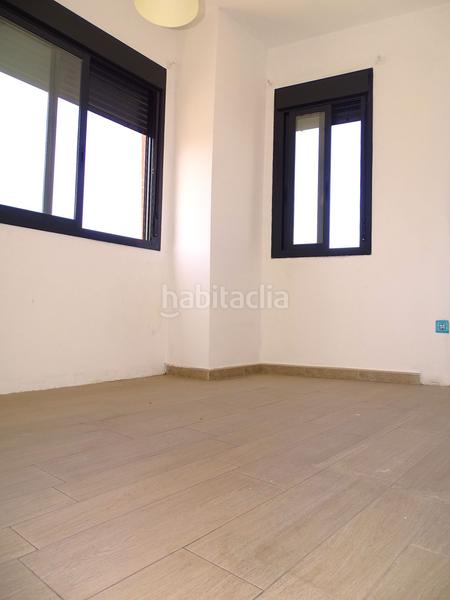 Foto 2d24aa7f-89a3-43e3-893d-b2d2df48747a. Flat with heating in La Plata Sevilla