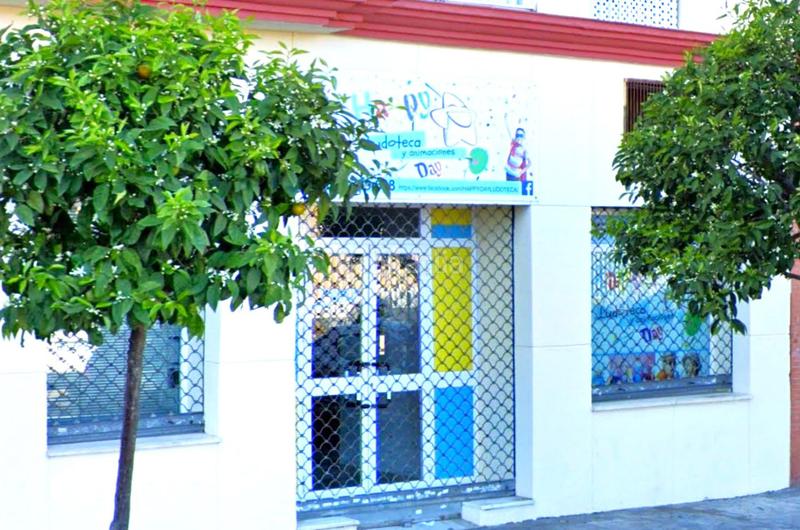 Foto 37b3ff9a-0fb7-4dee-ad07-5092f4eb8167. Local comercial en san jose de calasanz 13 local com. en venta , 3 despachos. en Montequinto