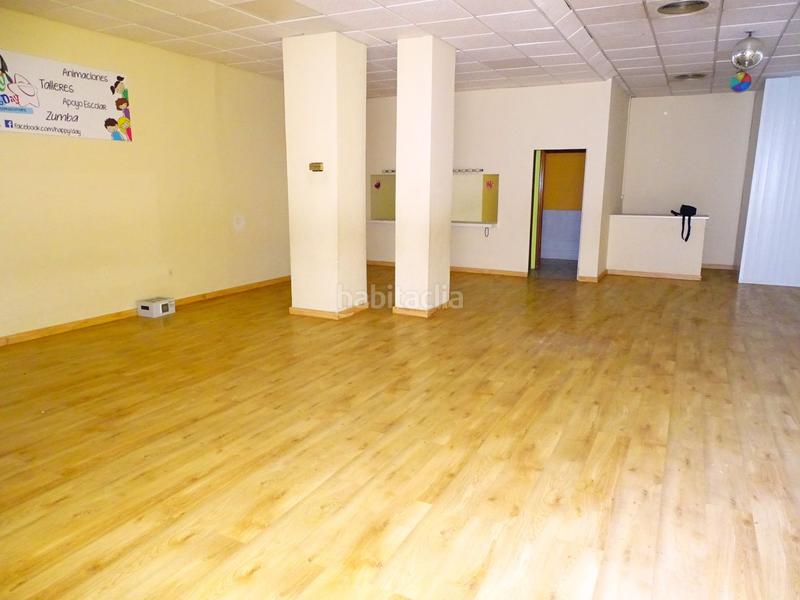 Foto c797ddda-875d-4556-8ada-2e9733910370. Local comercial en san jose de calasanz 13 local com. en venta , 3 despachos. en Montequinto