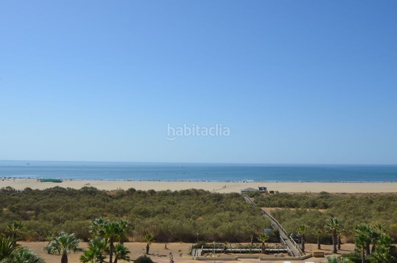 Foto c779f59c-22dd-4eaa-aa96-595132ee7597. Àtic amb piscina a Punta del Moral Ayamonte