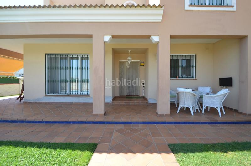 Foto beb6d5ca-2c82-4255-ae97-31d6bc27fe42. Apartment with parking pool in Isla Canela Ayamonte