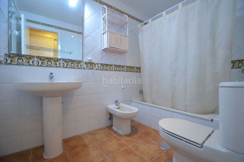 Foto be88b743-bec0-42d1-be7a-4189fa27b40c. Apartament amb piscina a Isla Canela Ayamonte