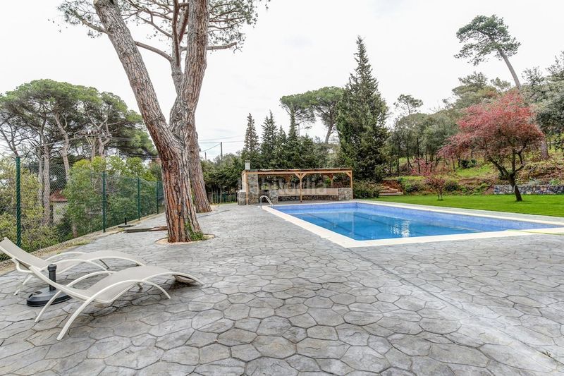 Foto d2db9ef6-f545-4a8a-ac1a-1b561c059159. Masia amb calefacció aparcament piscina a Llinars del Vallès