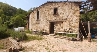 Masia a Sant Feliu de Pallerols