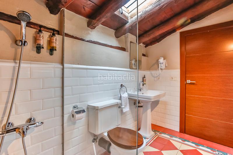 Foto d7273fd6-4910-462a-b9cd-b948dc0e8f75. Gebäude in Cretas