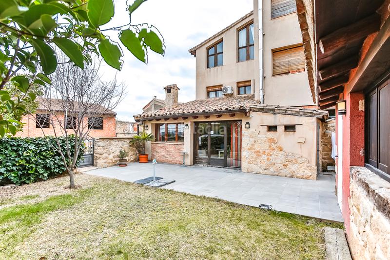 Foto df2b7279-ff79-47eb-878d-dc66ebd19853. Gebäude in Cretas