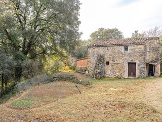 Country house in Sant Aniol de Finestres