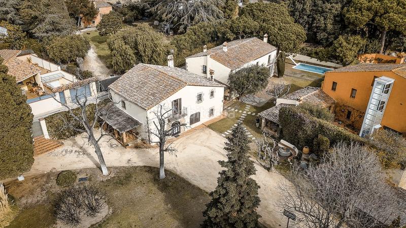 Foto 0a3d6b05-9fa2-412b-b7ec-b35e8ed42c74. Casale con riscaldamento parcheggio piscina in Centre Sant Andreu de Llavaneres