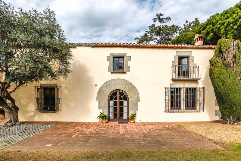 Foto 359ba4ed-b8f6-4d73-a72f-a81de0a3f7c0. Casale con riscaldamento parcheggio piscina in Centre Sant Andreu de Llavaneres