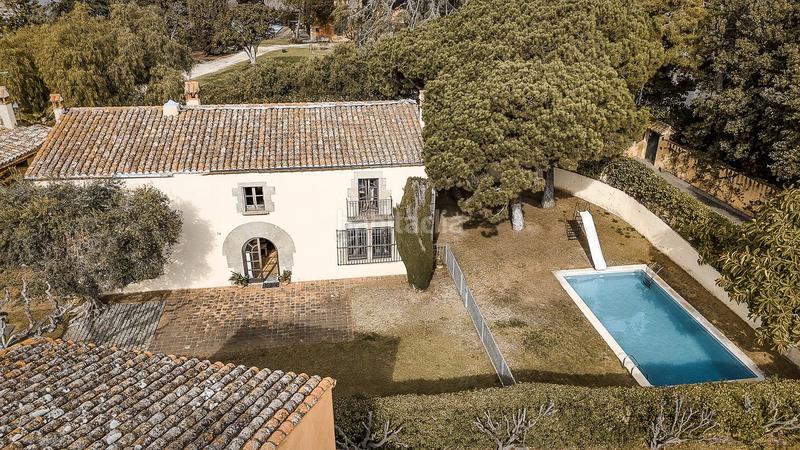 Foto 01d9f3fc-b531-4300-af81-a0c983aa499e. Masia amb calefacció aparcament piscina a Centre Sant Andreu de Llavaneres