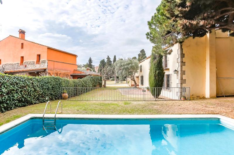 Foto 2830cf5d-7e7d-4adb-a2cc-47c16be5af6f. Masia amb calefacció aparcament piscina a Centre Sant Andreu de Llavaneres