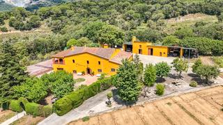 Country house in Dosrius Poble