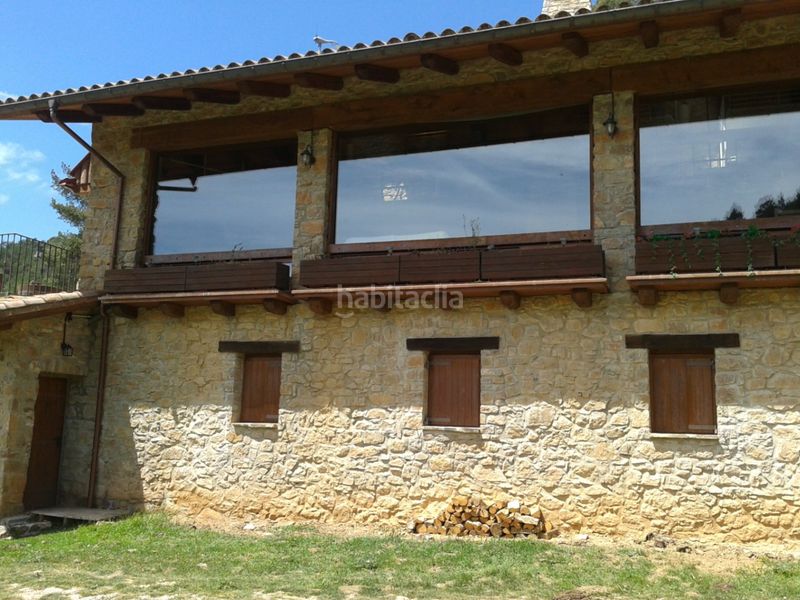 Foto 0c402f3b-ec8a-4c6e-9991-35b369277dc1. Country house with heating parking in Ripoll