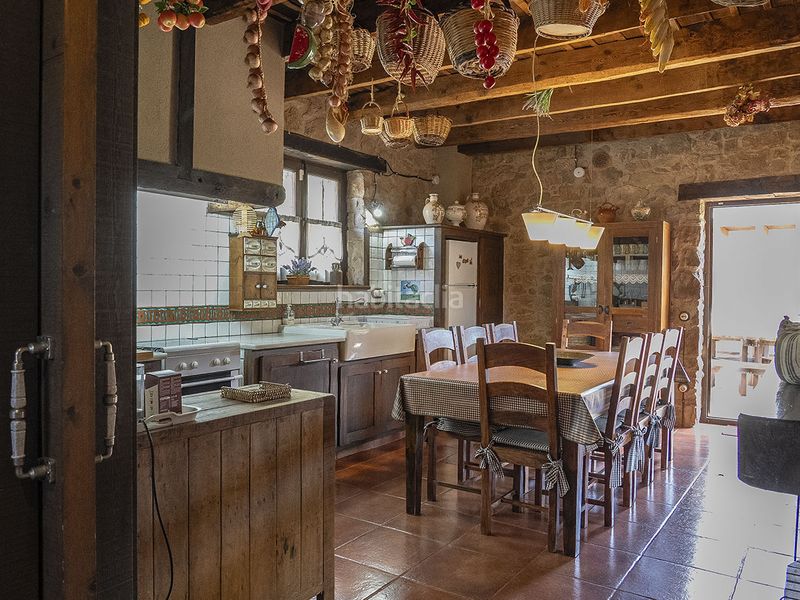 Foto 41a79ad4-9cb7-4d14-8fb2-e374c00cdc60. Country house with heating parking in Ripoll