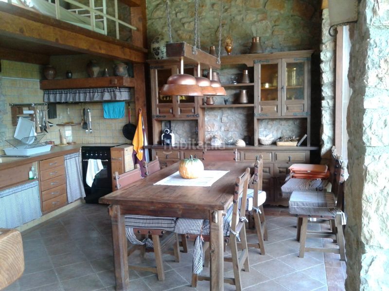 Foto 541b325b-b1c3-4756-be62-88473ba2e83a. Country house with heating parking in Ripoll