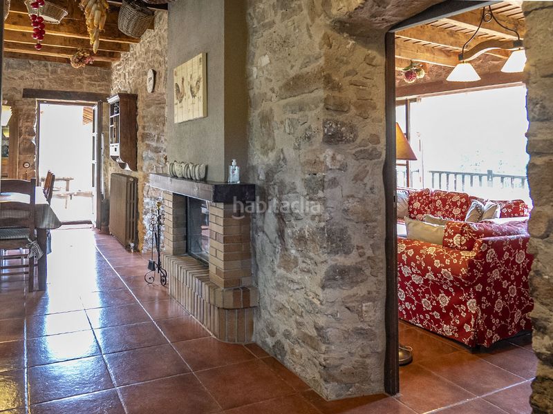 Foto 8dd29c58-bd8e-4547-a02f-c979c52de739. Country house with heating parking in Ripoll