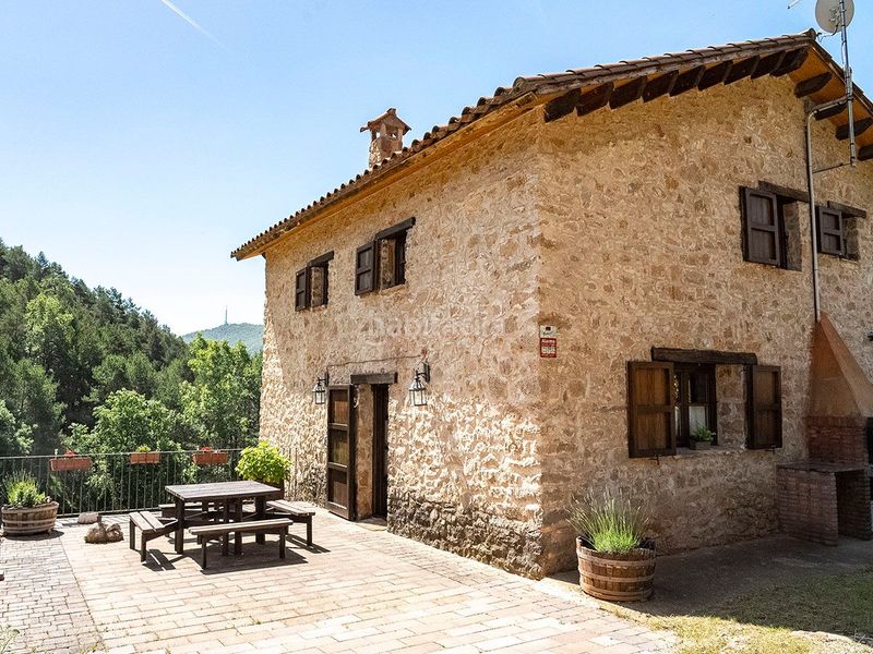 Foto ac035b0f-e501-4193-b670-79809ab64798. Country house with heating parking in Ripoll