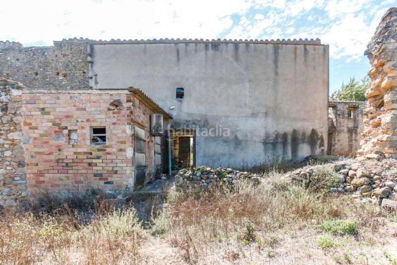 Foto a8f80a05-51ec-4694-876a-cda22eb2e526. Masia a Bàscara