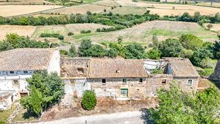 Masía en Bàscara