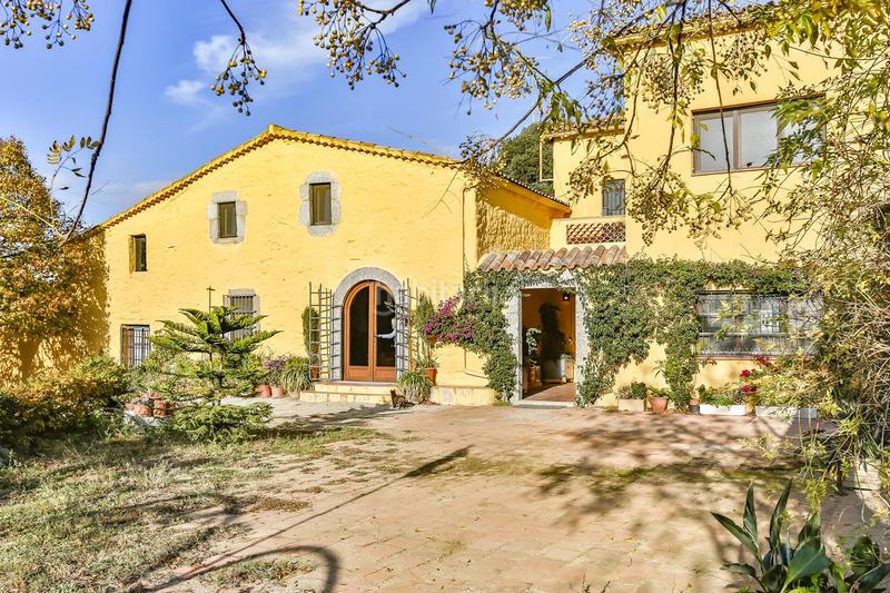 Foto 905874e4-e099-47b5-8b04-3e224272793c. Masia a Vilassar de Dalt