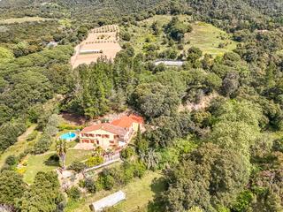 Mas à Sant Iscle de Vallalta