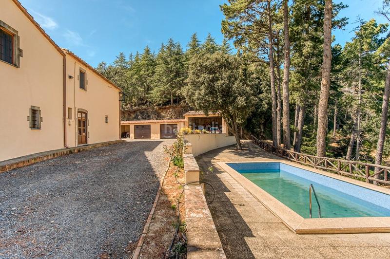 Foto 7a4f473f-c8fd-4d54-854a-eb3ccedf7571. Masia amb calefacció aparcament a Niàgara Parc -Àgora Parc Tordera