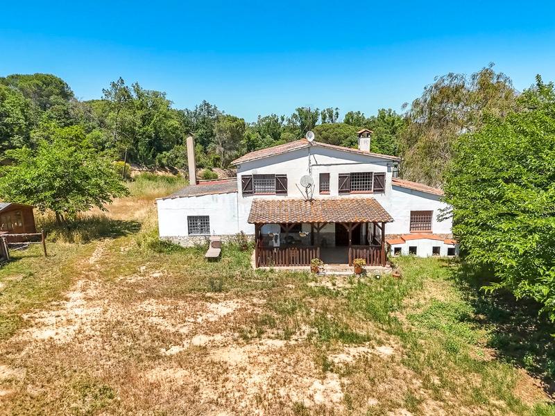 Foto ffad5015-5eb4-41d5-9538-3fe31ff0b094. Casale in Montbarbat Maçanet de la Selva