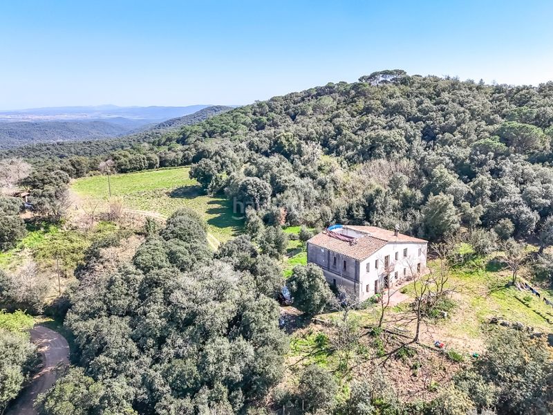 Foto 3d37458d-a615-43bb-b0a6-05dab64a1ecb. Masia a Llambilles