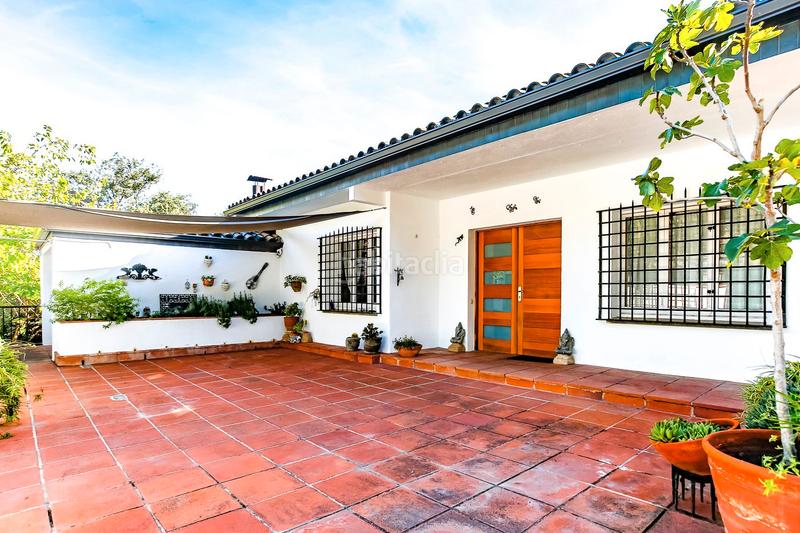 Foto abe06324-a04e-4ef0-b26b-5c0f1314a020. Chalet con riscaldamento parcheggio piscina in Urbanitzacions Arenys de Mar