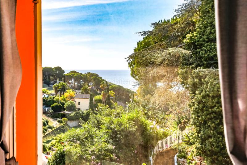 Foto 3a4eca70-a2ef-4feb-a2e1-c273d514131d. Xalet amb calefacció aparcament piscina a Urbanitzacions Arenys de Mar