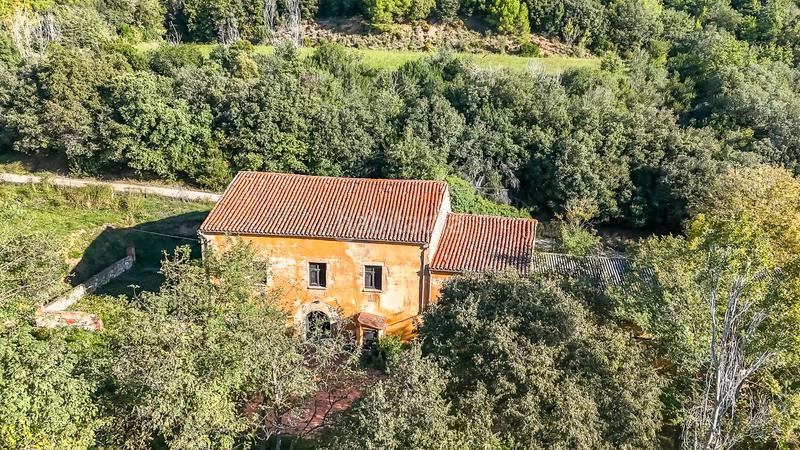 Foto 5176181f-d023-4a4e-b1b3-fb7a125505b8. Casale in Breda