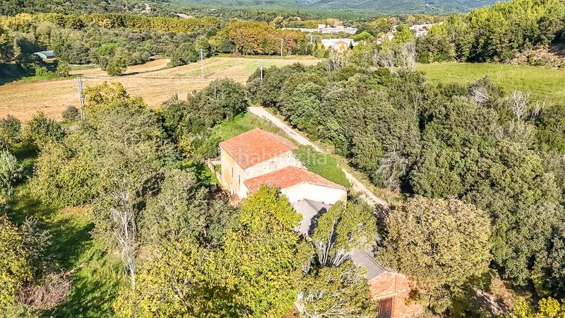 Foto 0cc4d2a7-294d-4d74-b07d-b80a7cdd1e55. Masía en Breda