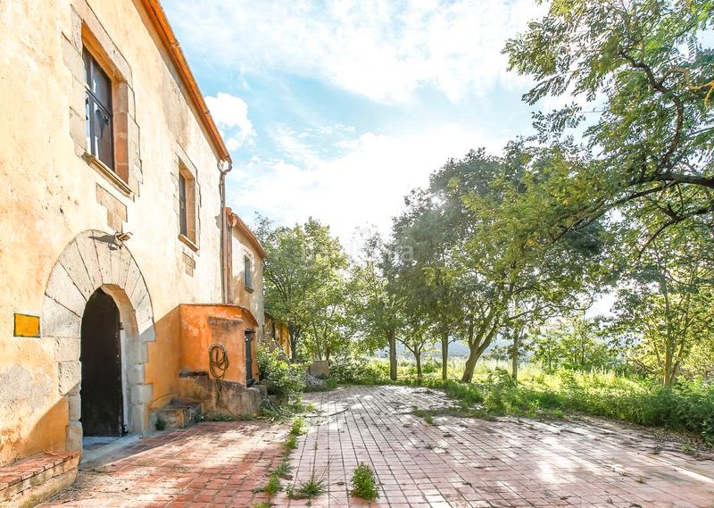 Foto a7d9135c-89f7-407c-be78-367da263f8d0. Masía en Breda