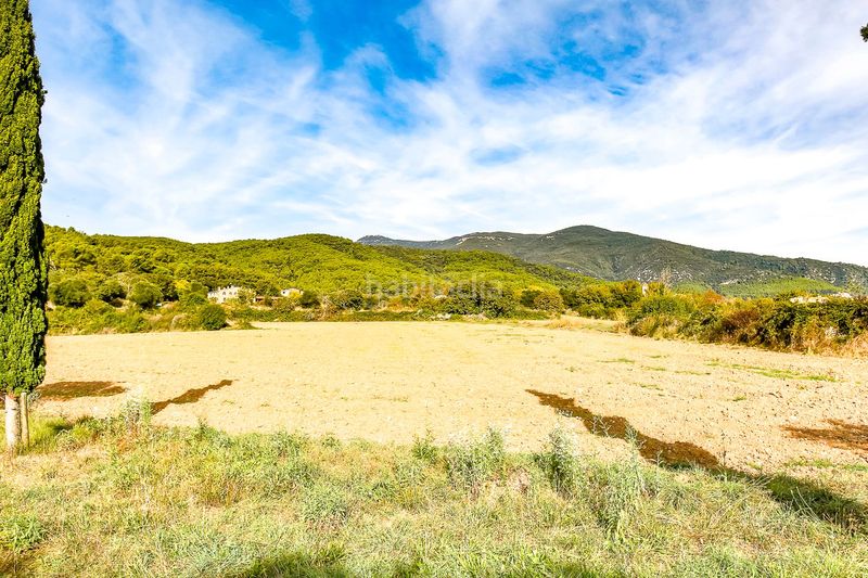 Foto bec65467-24b6-49d7-856b-37a99f847097. Masia amb calefacció piscina a Maià de Montcal