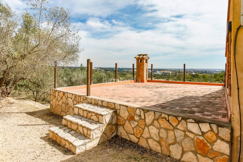 Foto 0c96cecd-7483-427d-bcf1-9a59fa899de0. Masia a Santa Bàrbara