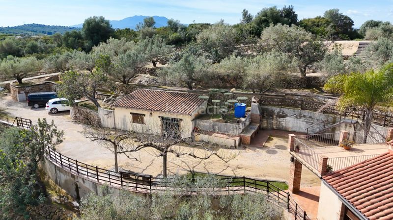 Foto c0728ef8-7c8b-43e5-8467-b91c6725ef48. Masia a Santa Bàrbara