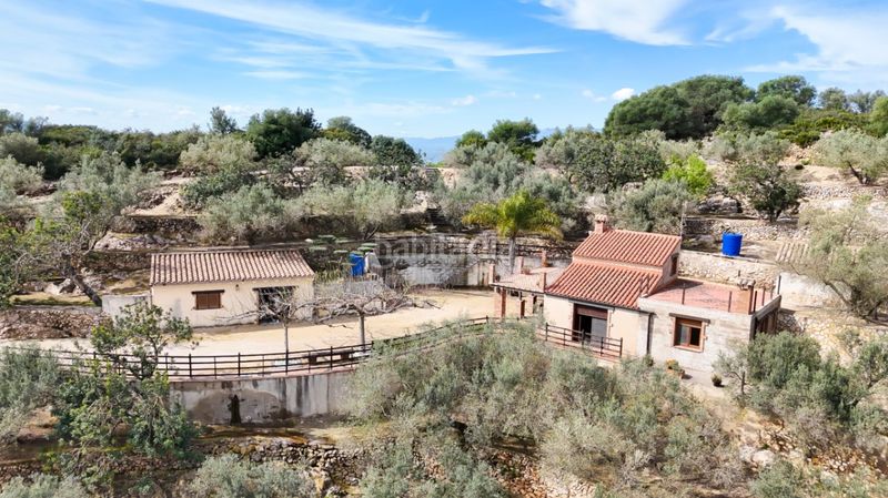 Foto dd55f113-ba08-4ec7-860a-f4c9d634c5e9. Masia a Santa Bàrbara