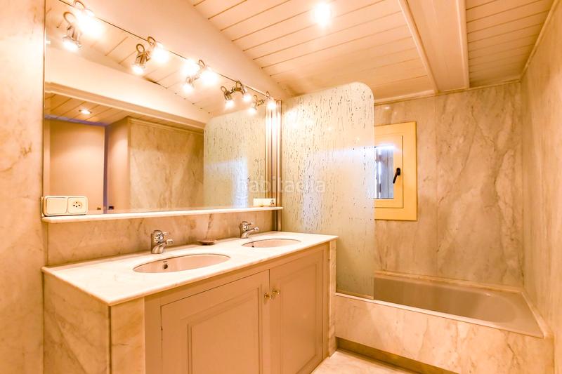 Foto 100d0dfa-c0f3-4d00-9730-103cbcacbd0b. Masía en Olot