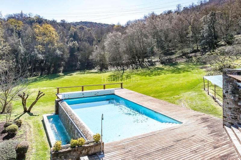 Foto 1b3639f6-9f31-4781-9d3d-2a5c62418c3e. Masía en Olot