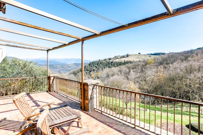 Foto 1e10ede1-61a7-425b-b292-38991cc4b62f. Masía en Olot