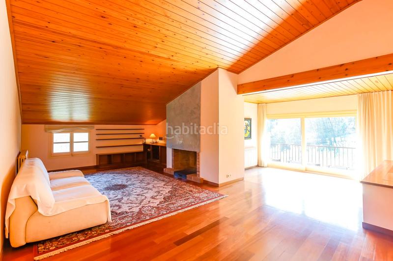 Foto 2959a05a-f692-40d7-bf69-21075b2d2d0b. Masía en Olot