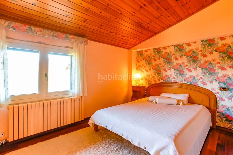 Foto 8f1a1f7c-6783-44ea-95c2-ce0a3a5b4804. Masía en Olot