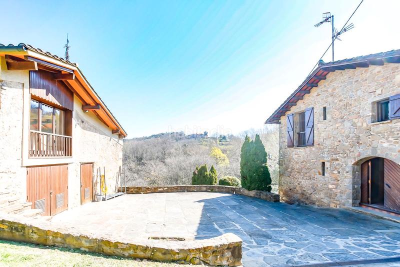 Foto 8f9e1ba3-efa1-4b73-abb9-0064f7dd0503. Masía en Olot