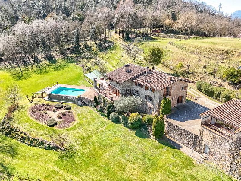 Foto 971b53c3-52f2-4cd5-8d4f-f916a4f42353. Masía en Olot