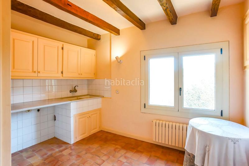 Foto ba794f54-8c8c-4390-b60d-6dd52c906ae0. Masía en Olot